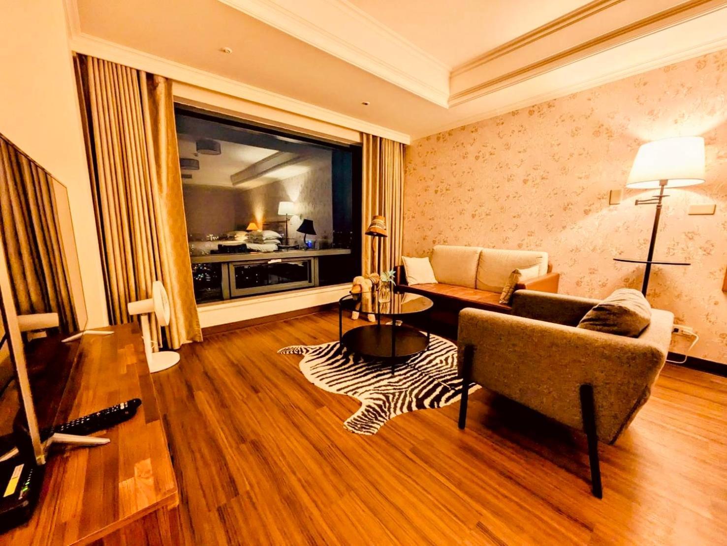 Apartament 台中自由行 Zewnętrze zdjęcie